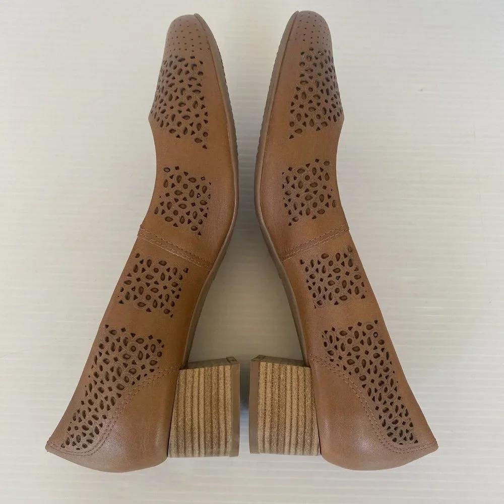 Airflex Women's Size 9 Tan Brown Leather Laser Cut Block Heel Pump Comfort Shoe - Picture 2 of 13